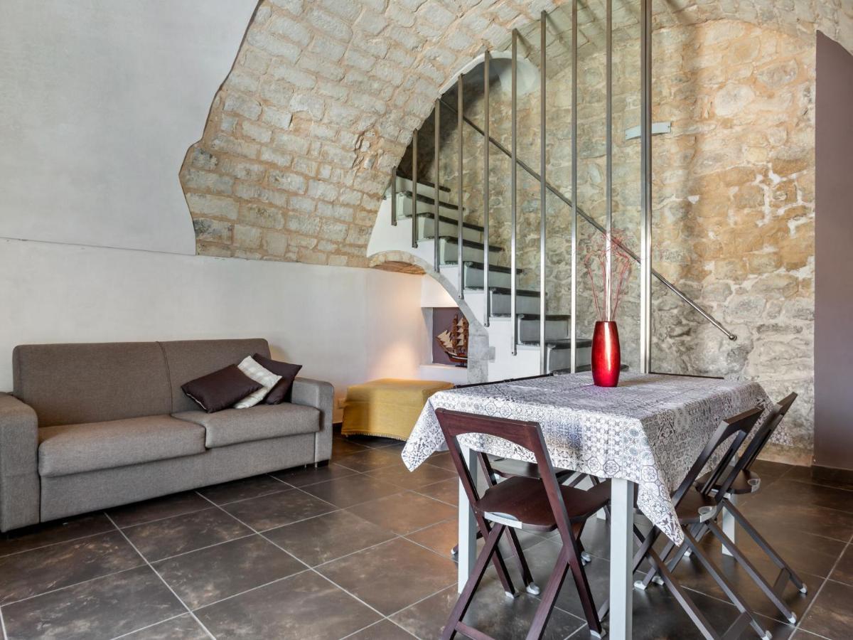Vintage Holiday Home In Ragusa Ibla With Balcony المظهر الخارجي الصورة